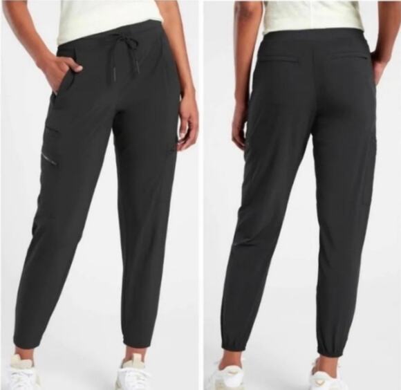 Athleta Pants - Athleta Venture Jogger ( Go Far Travel) Pants Black Size 4